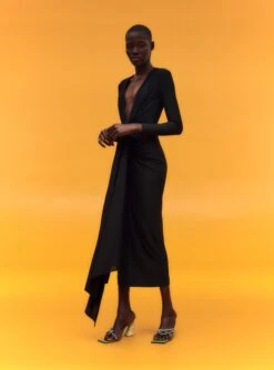 The Lorena Midi Dress In Black -LARA SALES STORE 02 19 SolaceLondon 16 014 v1