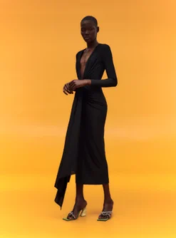 The Lorena Midi Dress In Black 9 The Lorena Midi Dress In Black -LARA SALES STORE 02 19 SolaceLondon 16 014 v1 scaled