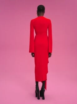 The Giana Skirt In Red -LARA SALES STORE 211119 SolaceLondon PF22 Look 39 028 v1