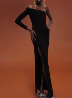 The Palmer Dress In Black -LARA SALES STORE 211209 SolaceLondon RS22 Look 01 169 scaled