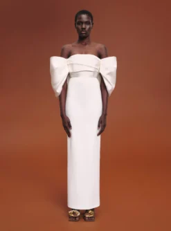 The Arla Dress In Cream -LARA SALES STORE 211209 SolaceLondon RS22 Look 13 007 scaled