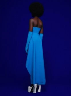 The Omara Maxi Dress In Azure -LARA SALES STORE 220121 SolaceLondon FW22 40 057 v1