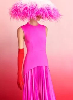 The Sofija Maxi Dress In Fuchsia 5 The Sofija Maxi Dress In Fuchsia -LARA SALES STORE 220407 SolaceLondon RS23 13 102 R1