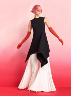 The Pippa Top In Black -LARA SALES STORE 220408 SolaceLondon RS23 24 182 R1