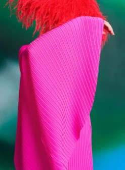 The Lenna Midi Dress In Fuchsia -LARA SALES STORE 220408 SolaceLondon RS23 29 118 R1 scaled