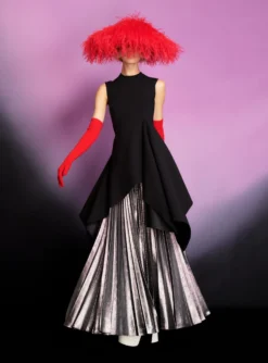 The Henley Skirt In Silver