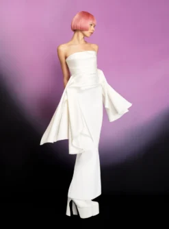 The Darra Maxi Dress In Cream -LARA SALES STORE 220411 SolaceLondon RS23 49 020 R1 scaled