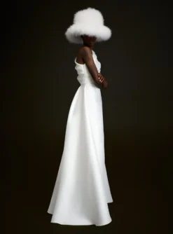 The Alba Maxi Dress In Cream -LARA SALES STORE 220714 SolaceLondon SS23 09 057 R1 scaled