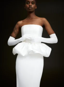 The Maddison Maxi Dress In Cream -LARA SALES STORE 220714 SolaceLondon SS23 10 117 R1 scaled