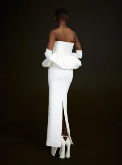 The Maddison Maxi Dress In Cream -LARA SALES STORE 220714 SolaceLondon SS23 10 127 R1 scaled