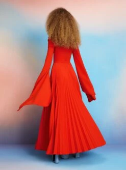 The Henley Skirt In Red 7 The Henley Skirt In Red -LARA SALES STORE 220715 SolaceLondon SS23 22 207 R1 5dfb1e03 6201 4f8f 929c 319c2b20b1e0