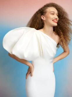 The Karli Maxi Dress In Cream -LARA SALES STORE 220715 SolaceLondon SS23 24 096 R1