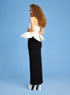 The Maddison Maxi Dress In Cream & Black -LARA SALES STORE 220718 SolaceLondon SS23 39 152 R1 scaled