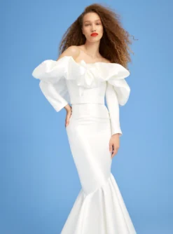 The Felicity Skirt In Cream -LARA SALES STORE 220718 SolaceLondon SS23 44 096 R1 36ee3b0e 7083 456c bdcd b40071c17b54 scaled