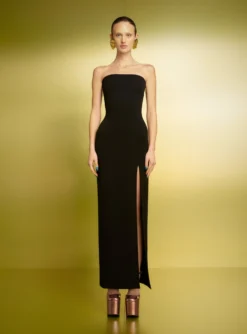 The Zora Maxi Dress In Black -LARA SALES STORE 221020 SolaceLondon PF23 03 002 R1 ca87dd8c 8ab5 4f56 ab56 f4e5b0d8bab6 scaled