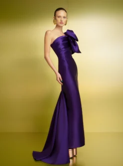 The Reya Maxi Dress In Amethyst -LARA SALES STORE 221020 SolaceLondon PF23 07 003 R1 scaled