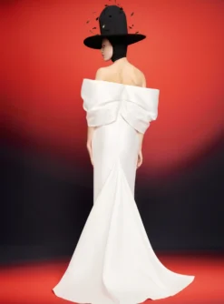 The Delphina Maxi Dress In Cream -LARA SALES STORE 230309 SolaceLondon RS23 13 124 R1 scaled