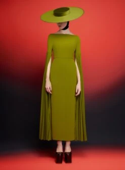 The Grace Maxi Dress In Sweet Pea Green -LARA SALES STORE 230309 SolaceLondon RS23 18 004 R1