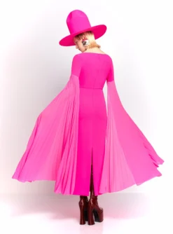 The Grace Maxi Dress In Hot Pink -LARA SALES STORE 230309 SolaceLondon RS23 31 161 R1 scaled