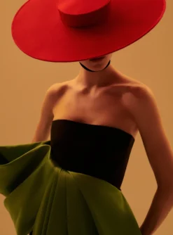 The Maeve Maxi Dress In Black And Pistachio -LARA SALES STORE 230309 SolaceLondon RS23 35 085 R1 scaled