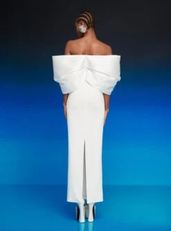 The Filippa Maxi Dress In Cream -LARA SALES STORE 230309 SolaceLondon RS23 49 129 R1