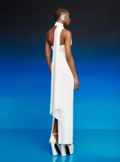 The Demi Maxi Dress In Cream -LARA SALES STORE 230309 SolaceLondon RS23 50 128 R1 scaled