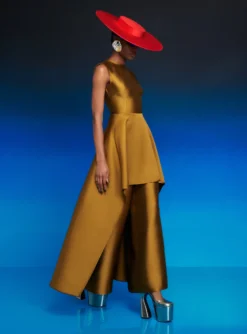 The Avena Jumpsuit In Gold -LARA SALES STORE 230309 SolaceLondon RS23 52 078 R1 scaled