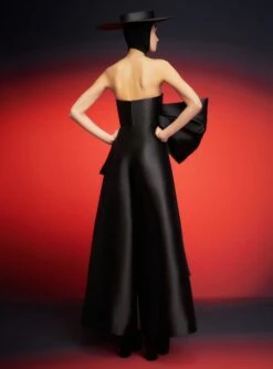 The Nadina Top In Black -LARA SALES STORE 230309 SolaceLondon RS23 69 062 R1