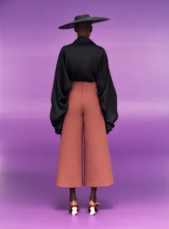 The Gilmor Trouser In Mocha -LARA SALES STORE SOLACE LONDON OS30043 GILMOR TROUSER MOCHA 3 scaled