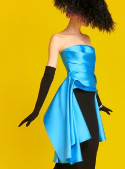 The Gigi Gloves In Black